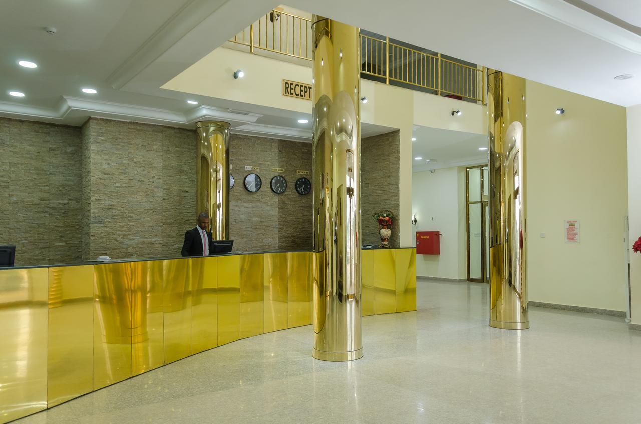 Hotel Reno Αμπούζα Εξωτερικό φωτογραφία