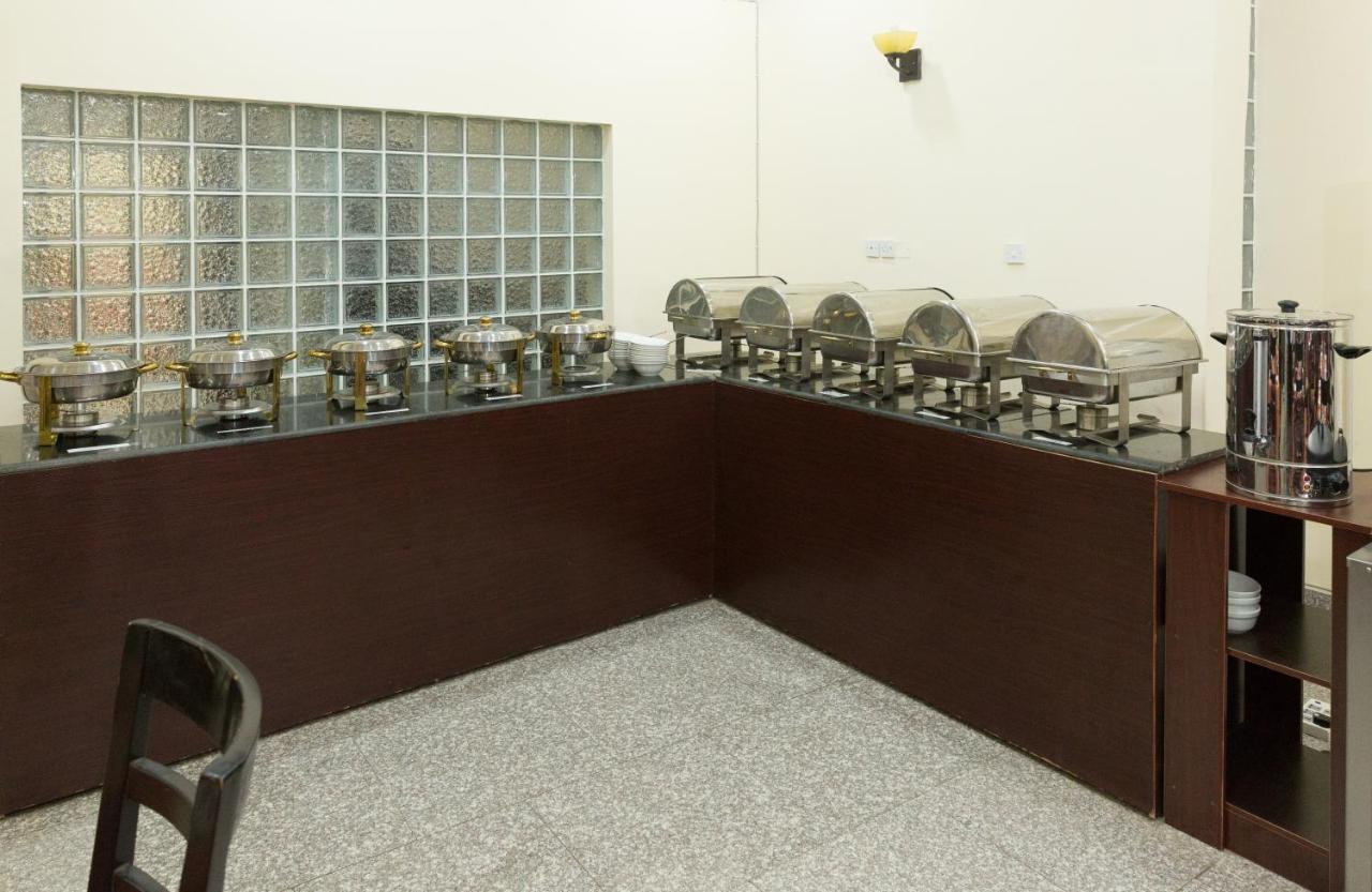 Hotel Reno Αμπούζα Εξωτερικό φωτογραφία